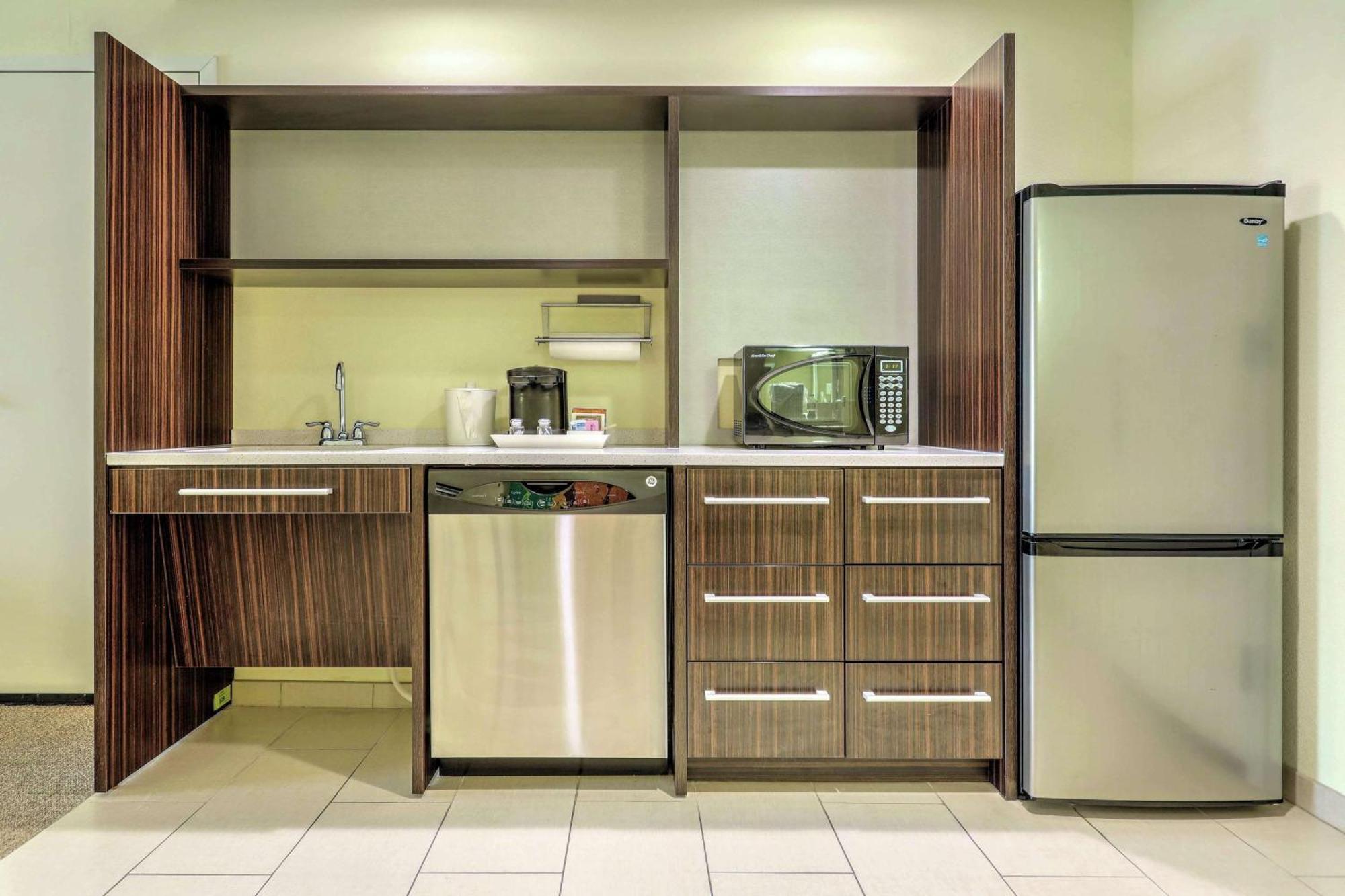 Home2 Suites By Hilton Erie Kearsarge Εξωτερικό φωτογραφία